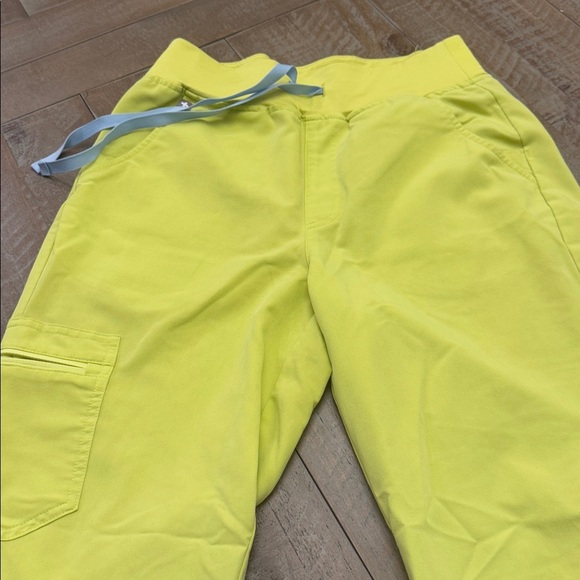 Figs Zamora Joggers super cool color - Picture 3 of 9